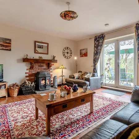 2 Bed In Oc-w301 Nyaraló