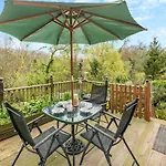2 Bed In Oc-w301 * Γουίτμπι