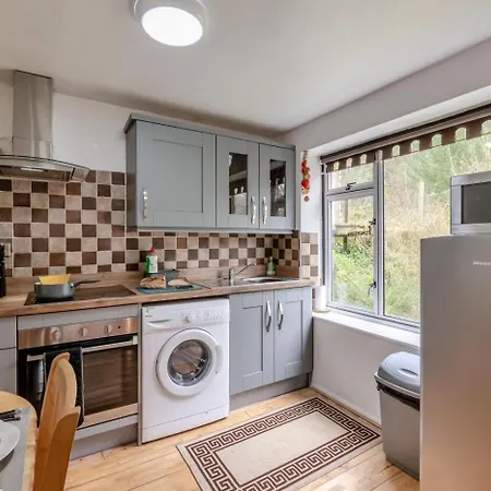 2 Bed In Oc-w301
